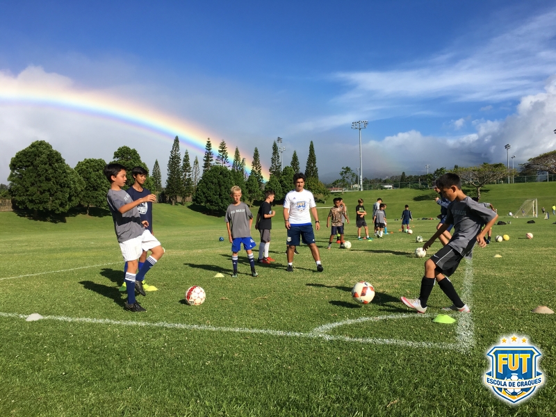 FUT ESCOLA DE CRAQUES NO HAWAII (MAIO/2017)